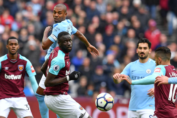 与蓝十字的 与蓝十字的