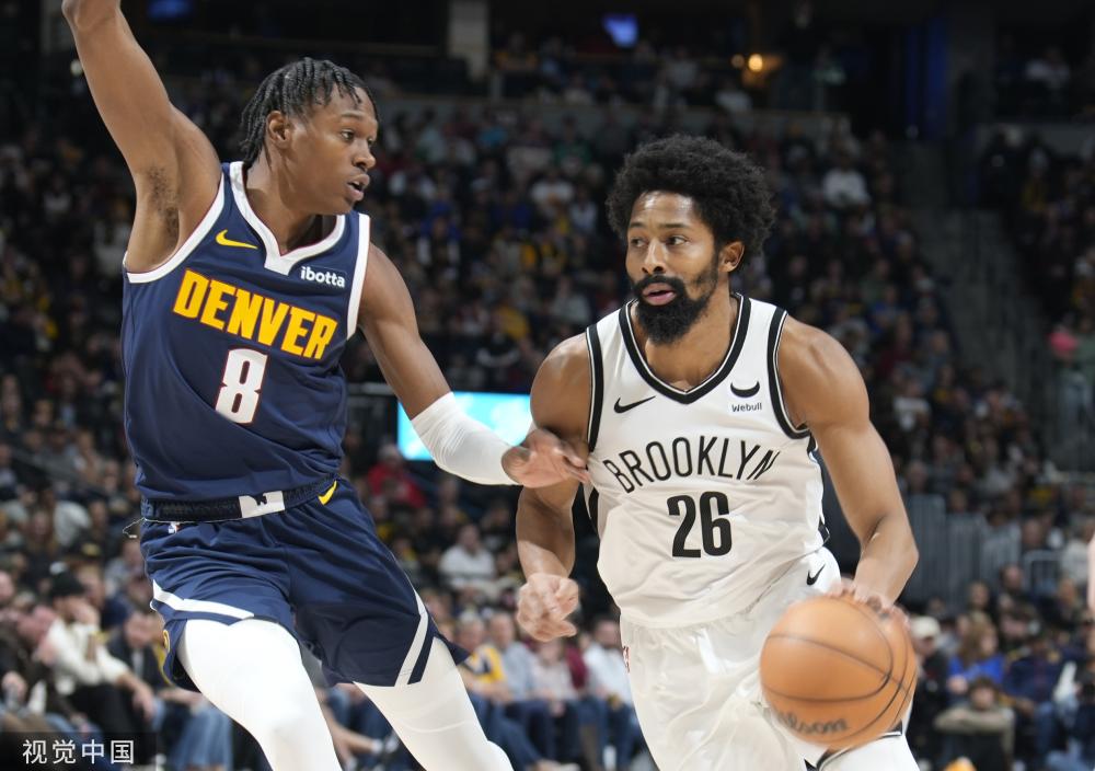 巴塞罗那初 巴塞罗那初