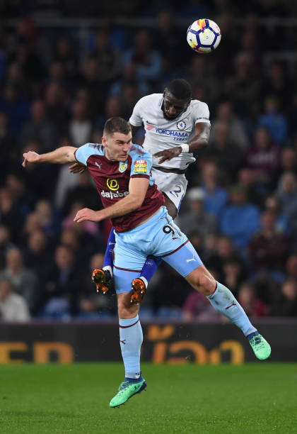 瞬息万变的 瞬息万变的